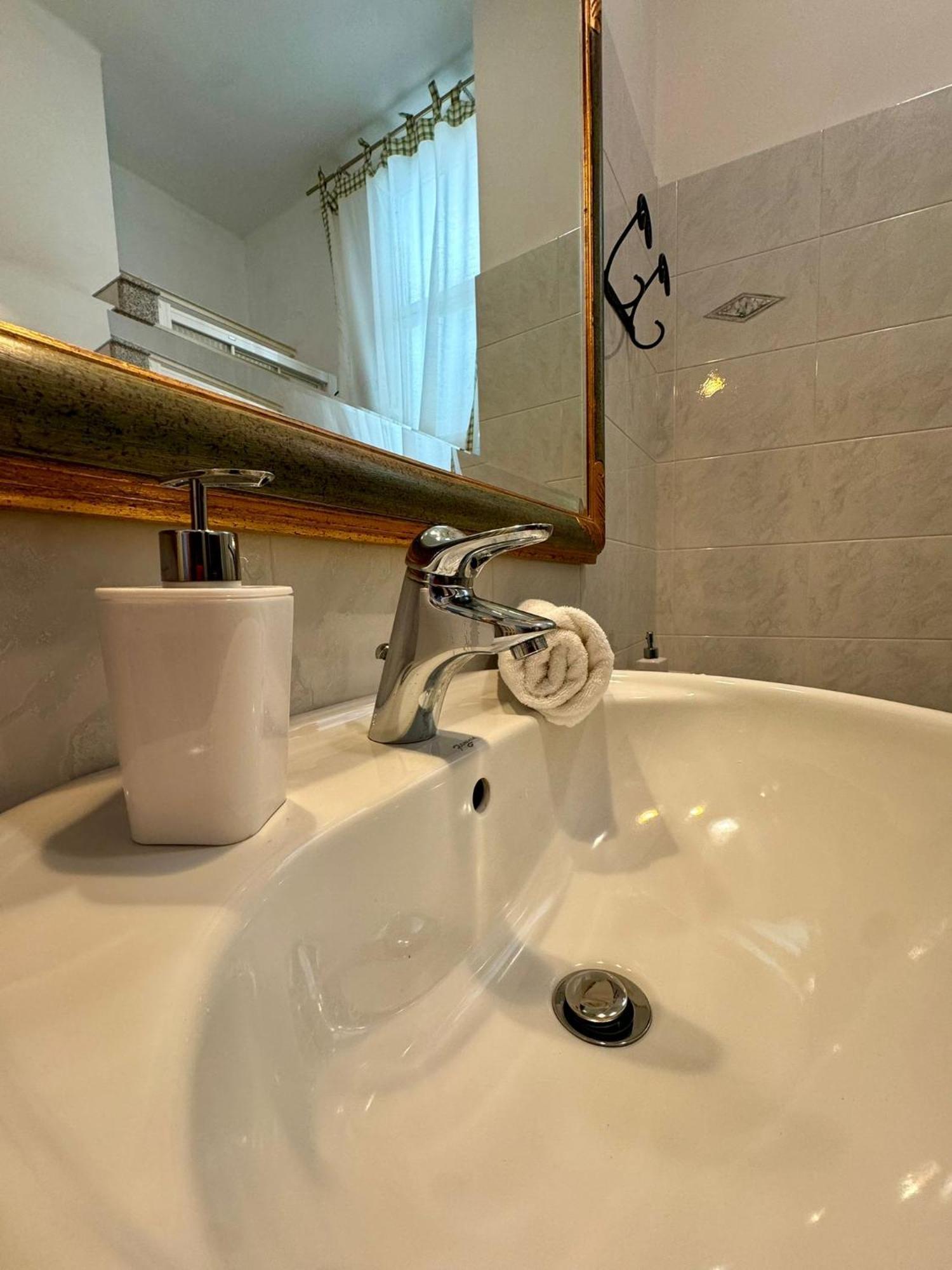 Апартаменты Ely House Монте-Сант'Анджело Экстерьер фото